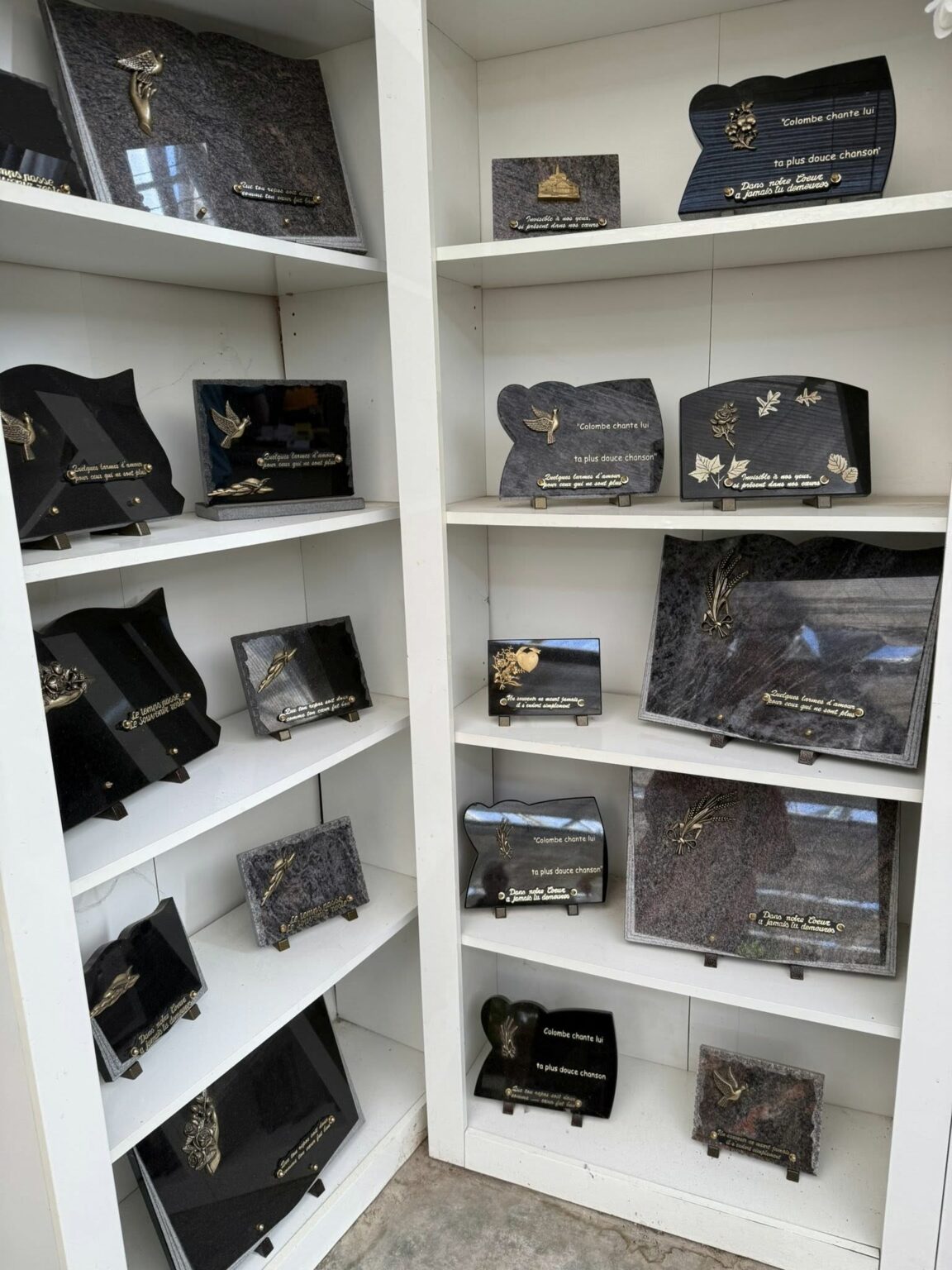Plaques funéraires